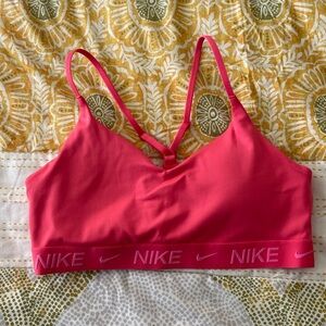 Women’s medium nike sports bra-washed once and never worn.